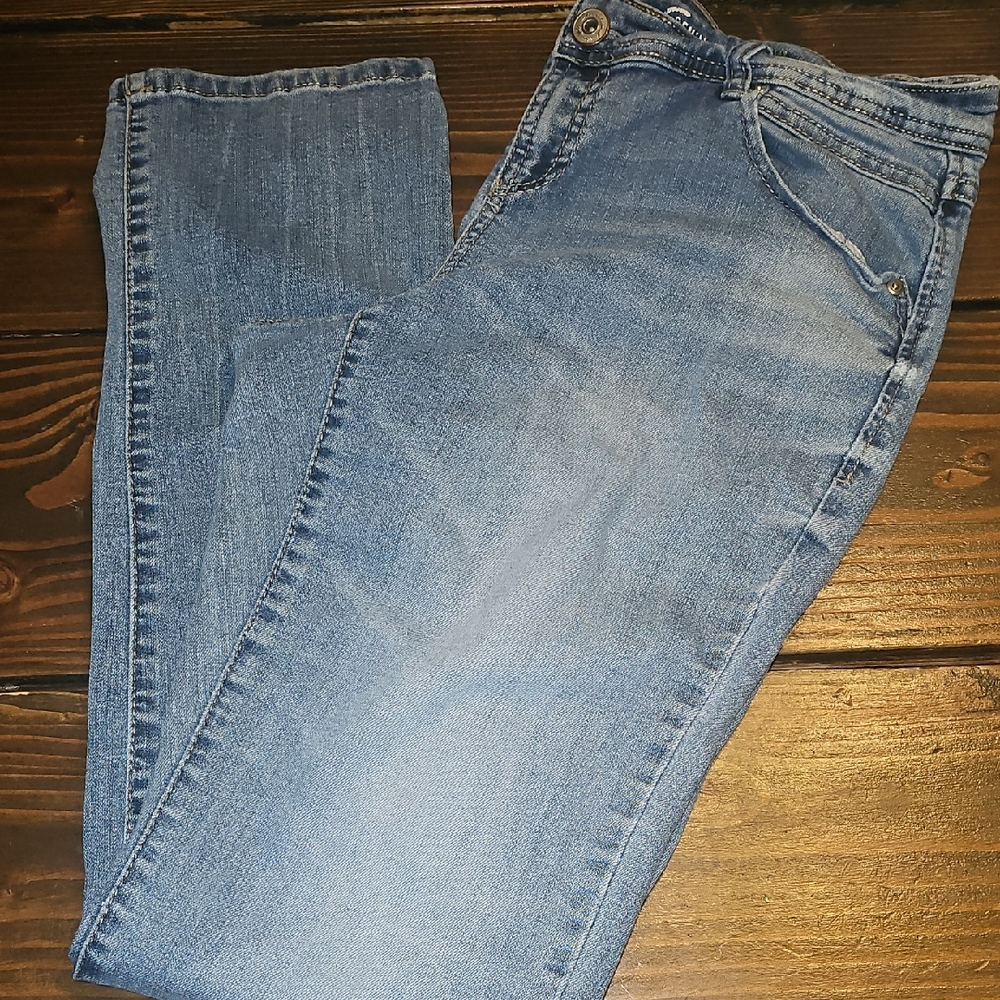Blue Skinny Jeans with Natural Fading Size 10 Straight Curvey Fit‎